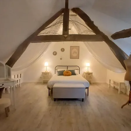 Vakantiehuis Au Coeur Du Village Jumièges
