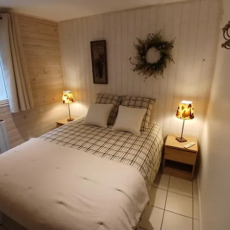 Au Coeur Du Village Vakantiehuis *
